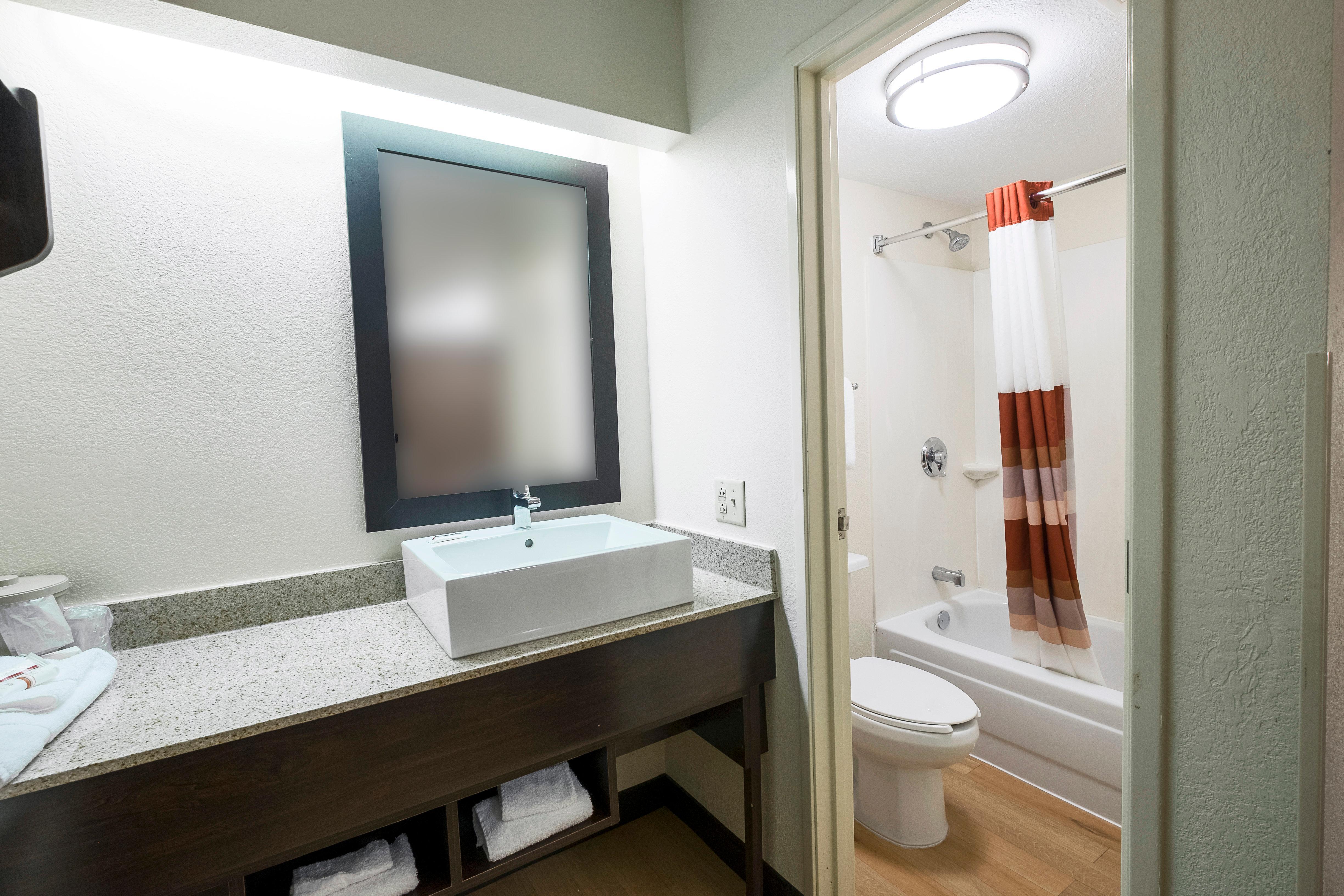 Red Roof Inn PLUS+ West Springfield Exterior foto